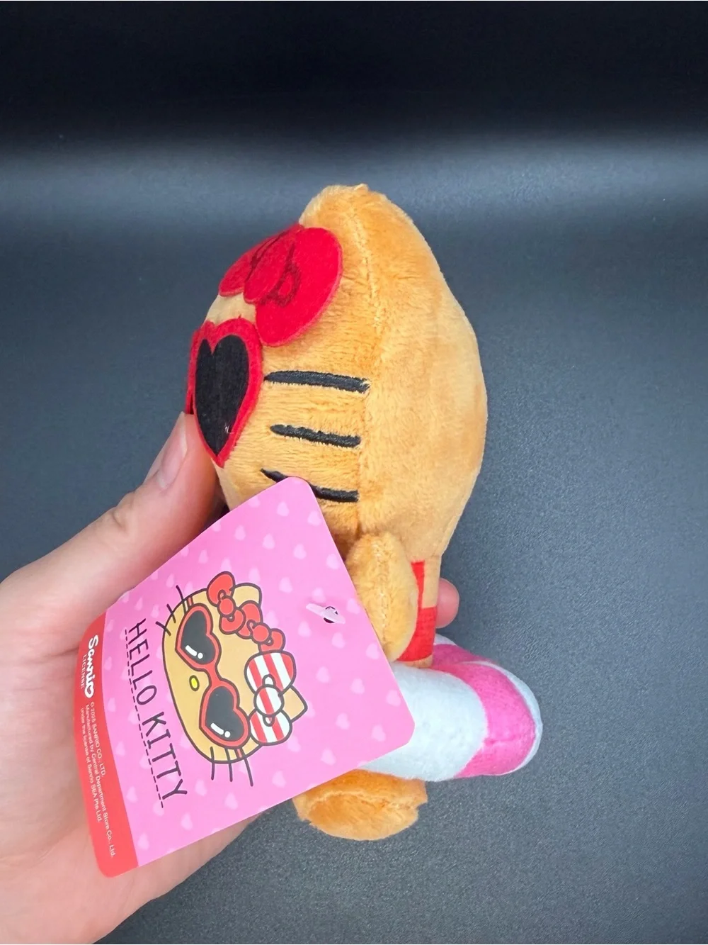 Thailand Sanrio tanned Hello Kitty with Swimming outfit plush/keychain mk152